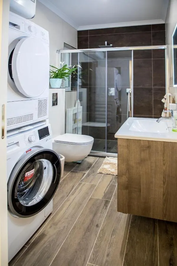 2 Bedroom Luxury Design Apartment Zabbar 0*,  Malta
