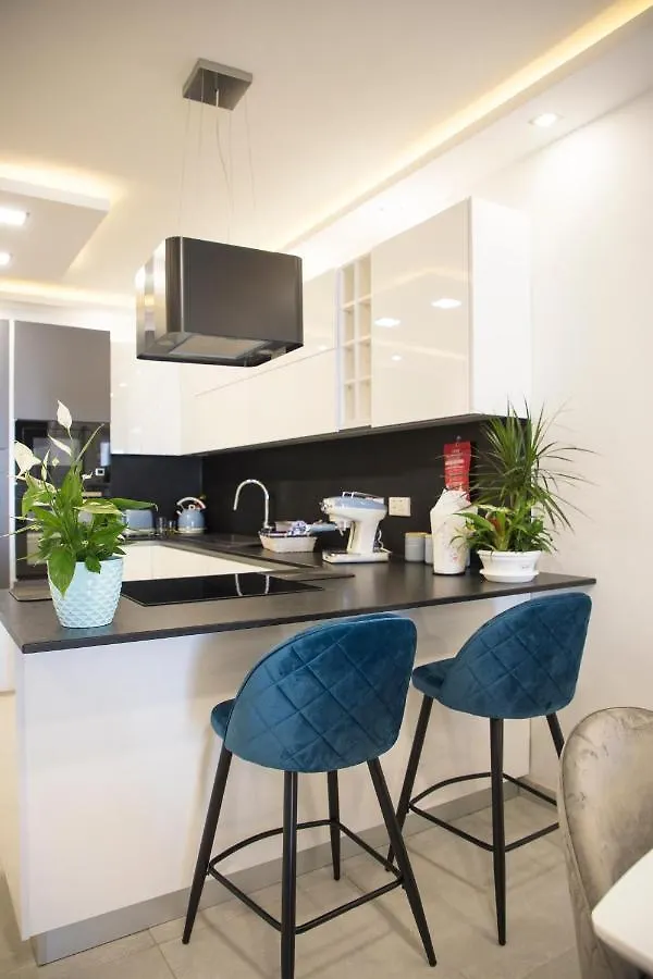 2 Bedroom Luxury Design Apartment Zabbar